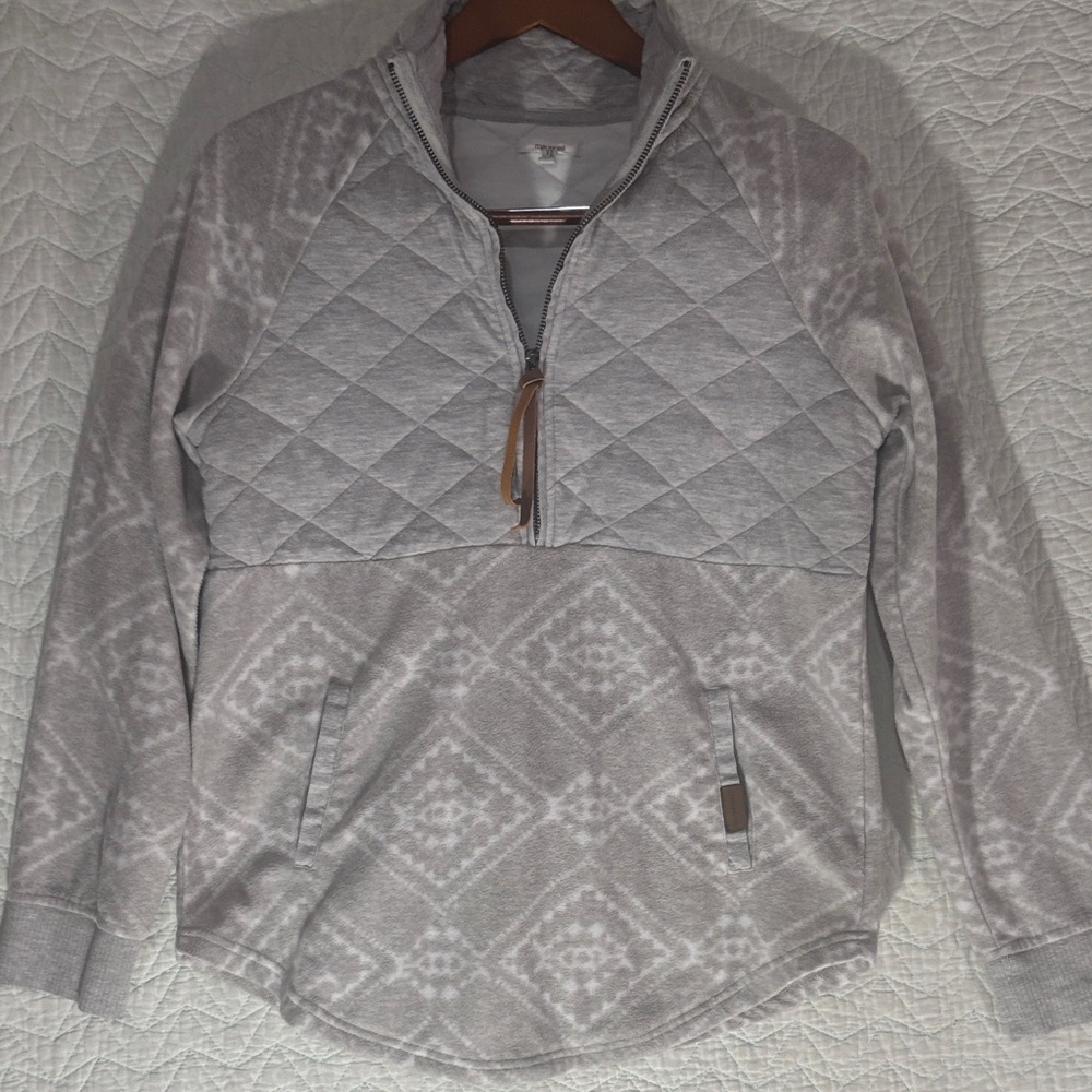 Maurices Light Gray Quilted Half-Zip Pullover Hoodie